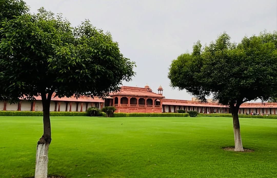 One day Taj Mahal and Fatehpur Sikri Tour from Delhi - Image 5